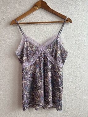 Y2K Xhilaration Lavender Paisley Lace Camisole